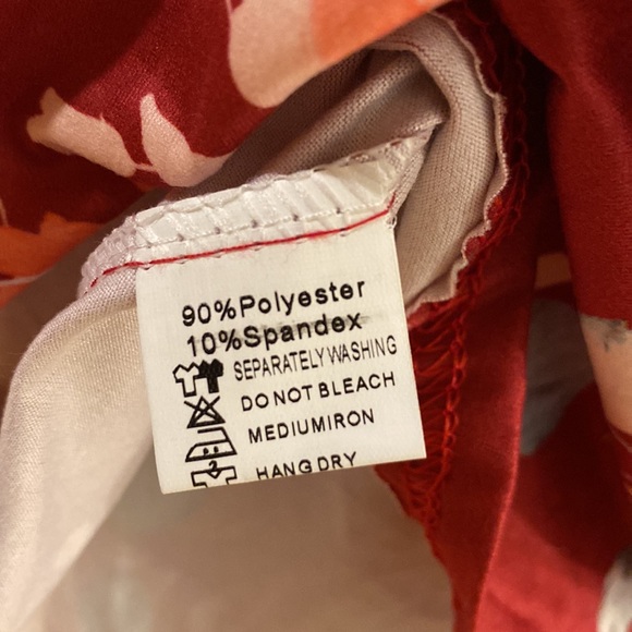 Floral cold shoulder t-shirt - Picture 4 of 4